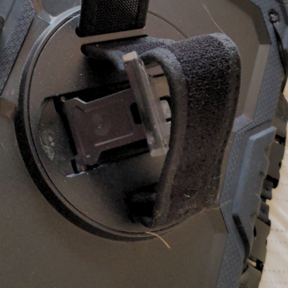 Sturdy iPad Case - Picture 5 of 6